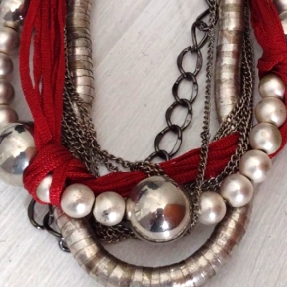 Multimedia & Very Silver-Like Beaded Multi-Chain Statement Wearable Art Necklace - Picture 4 of 12